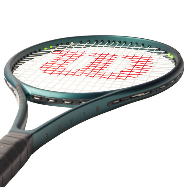 Wilson Blade 100L v9 – Merchant of Tennis – Canada's Experts
