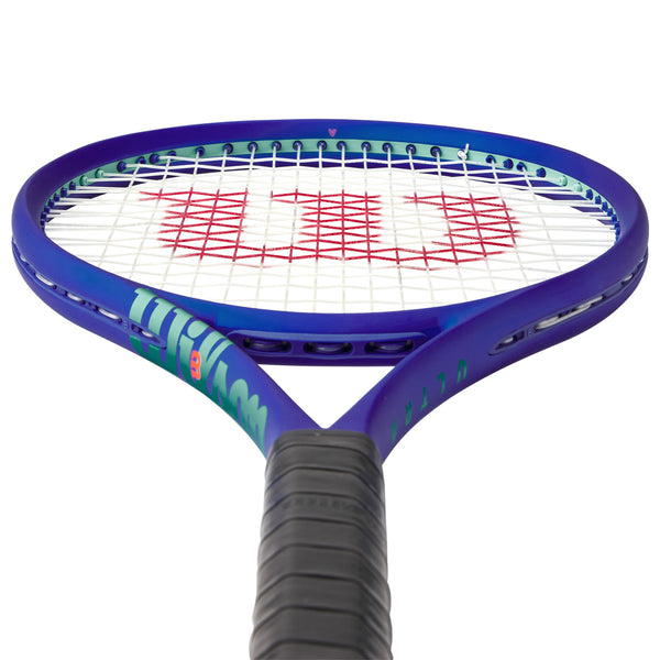 Wilson Ultra 100L v5 – Merchant of Tennis – Canada's Experts