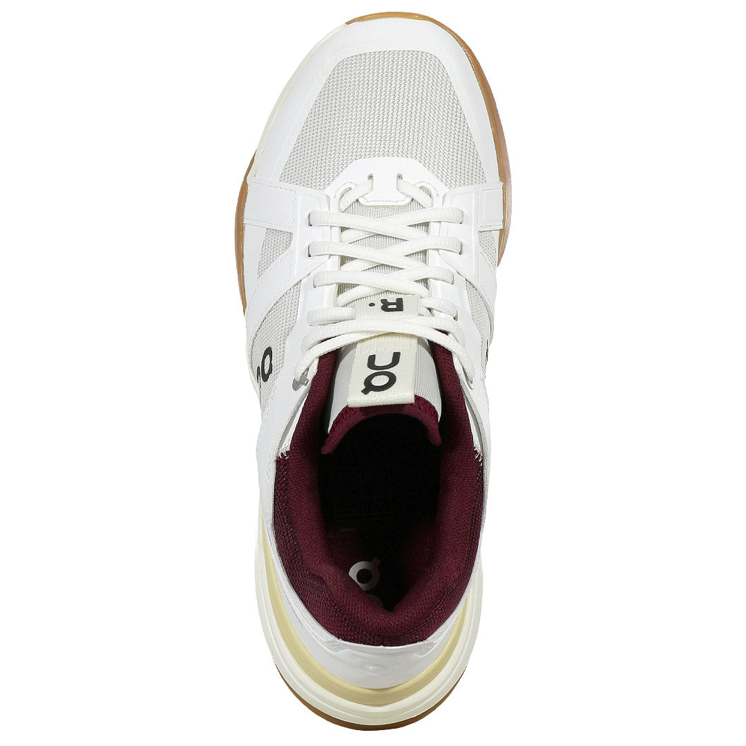 On Women's THE ROGER Clubhouse Pro - White/Ivory